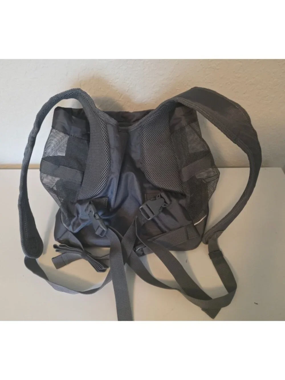 Outward Hound Gray Small Dog Backpack Carrying Case EUC 10 lb Capacity